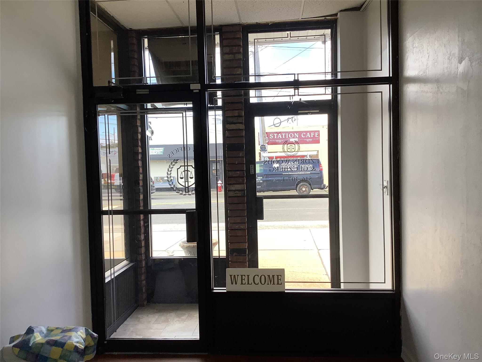 93-95 Jackson Avenue, Syosset, NY 11791