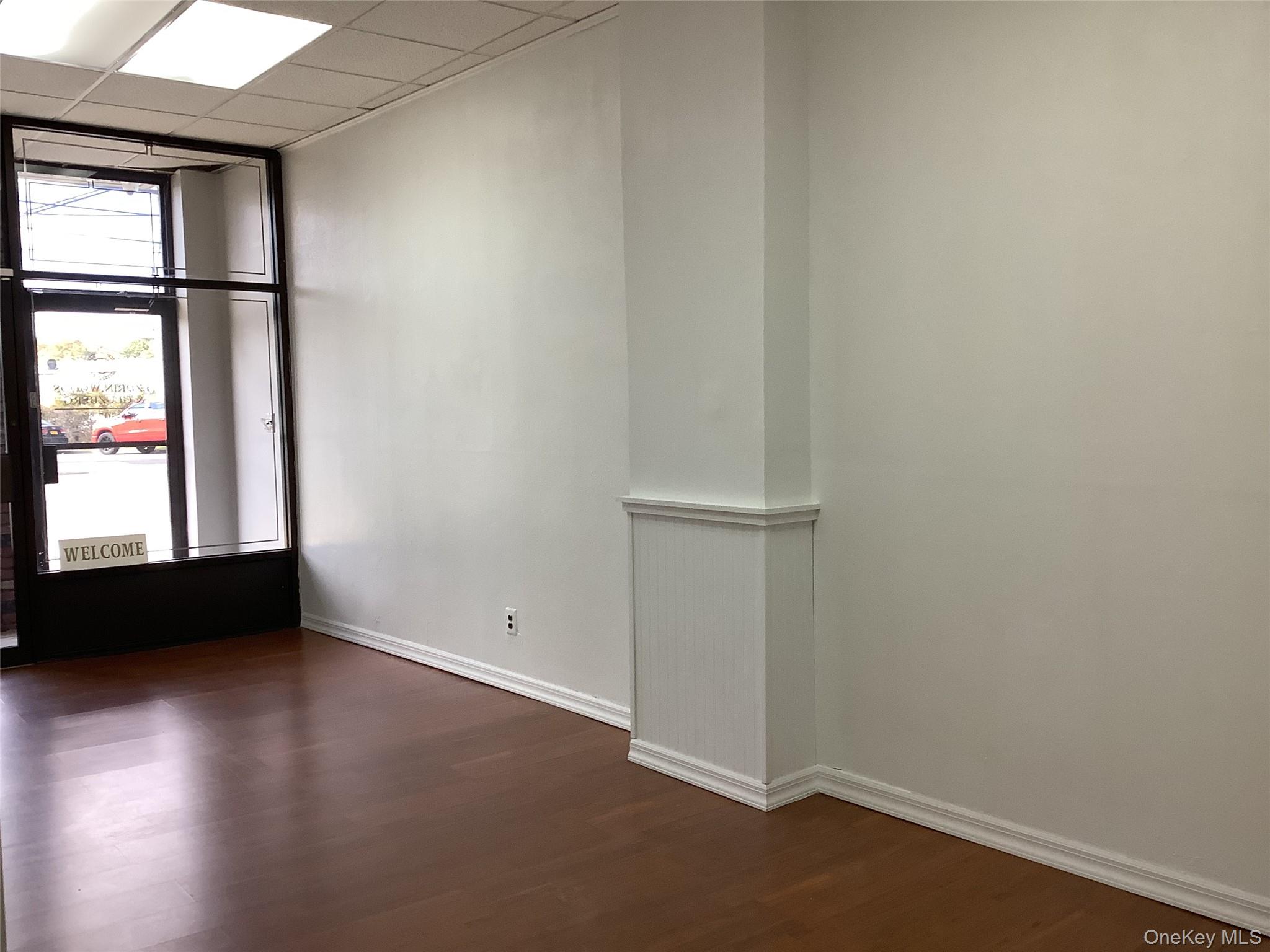 93-95 Jackson Avenue, Syosset, NY 11791