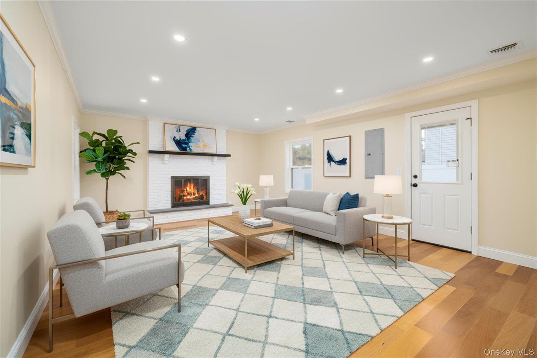 38 Heather Lane, Levittown, NY 11756