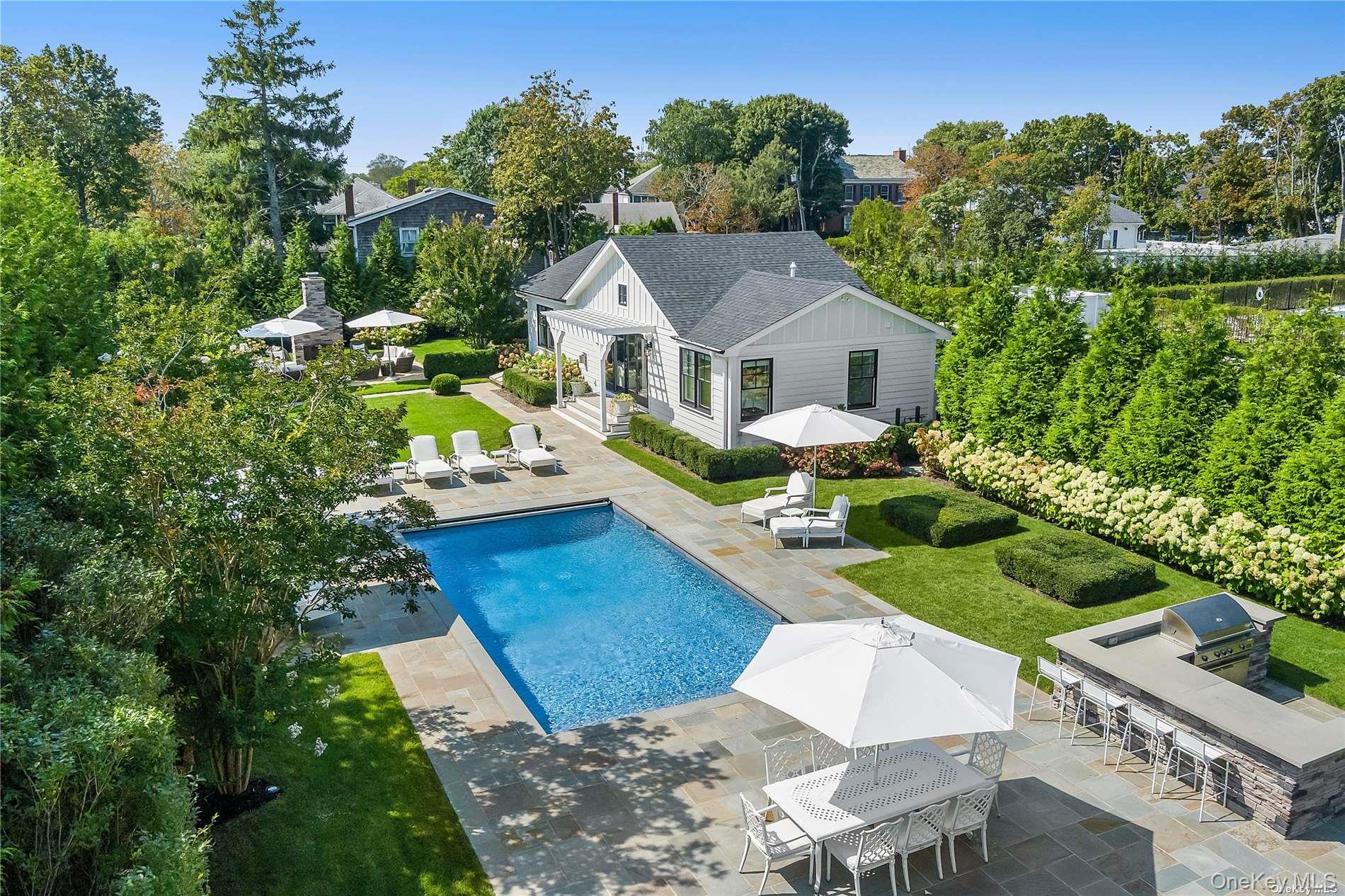 13 Beach Lane, Westhampton Beach, NY 11978