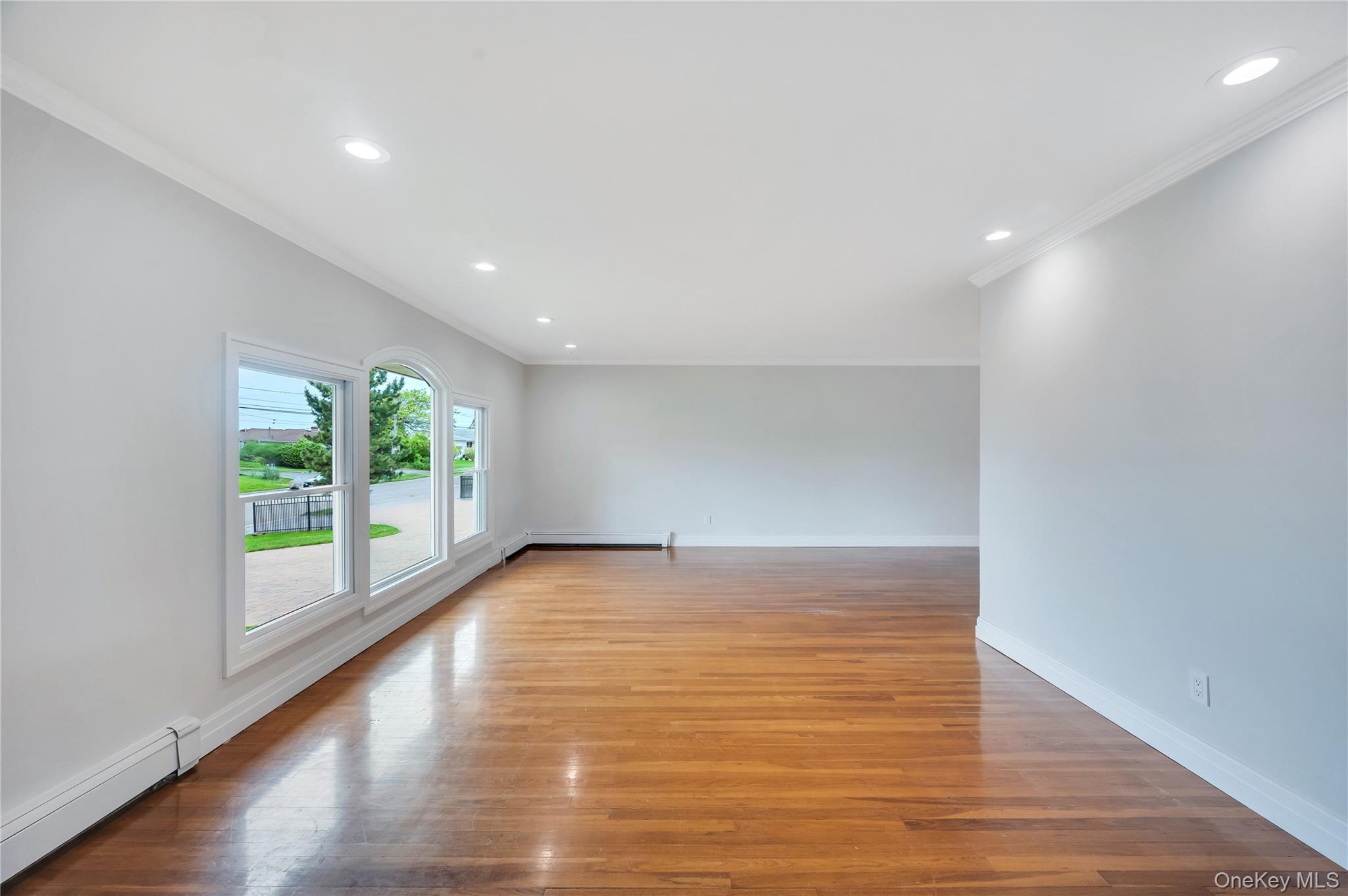 61 Riviera Drive S, Massapequa, NY 11758