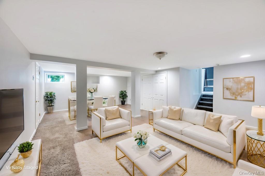 61 Riviera Drive S, Massapequa, NY 11758