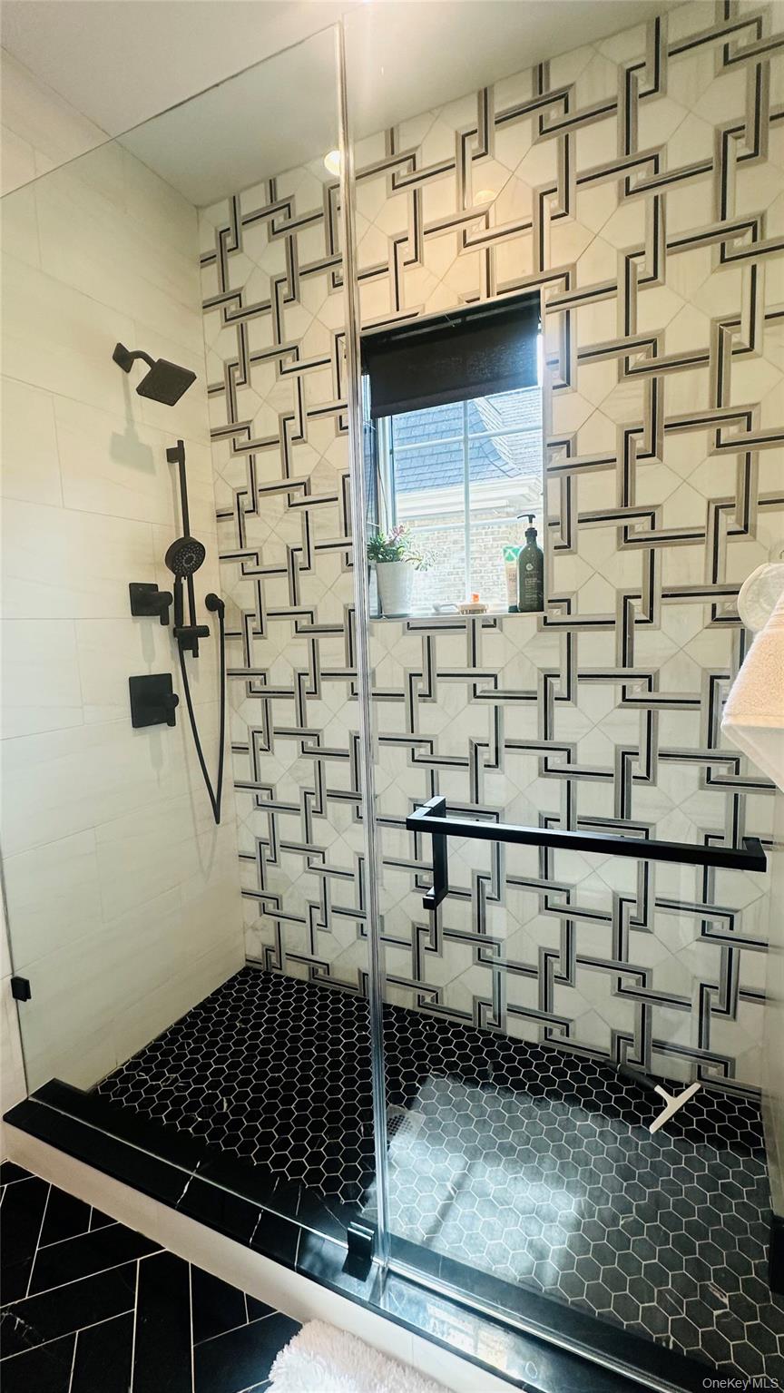 61 Riviera Drive S, Massapequa, NY 11758