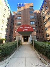 210 Martine Avenue # 2M, White Plains, NY 10601
