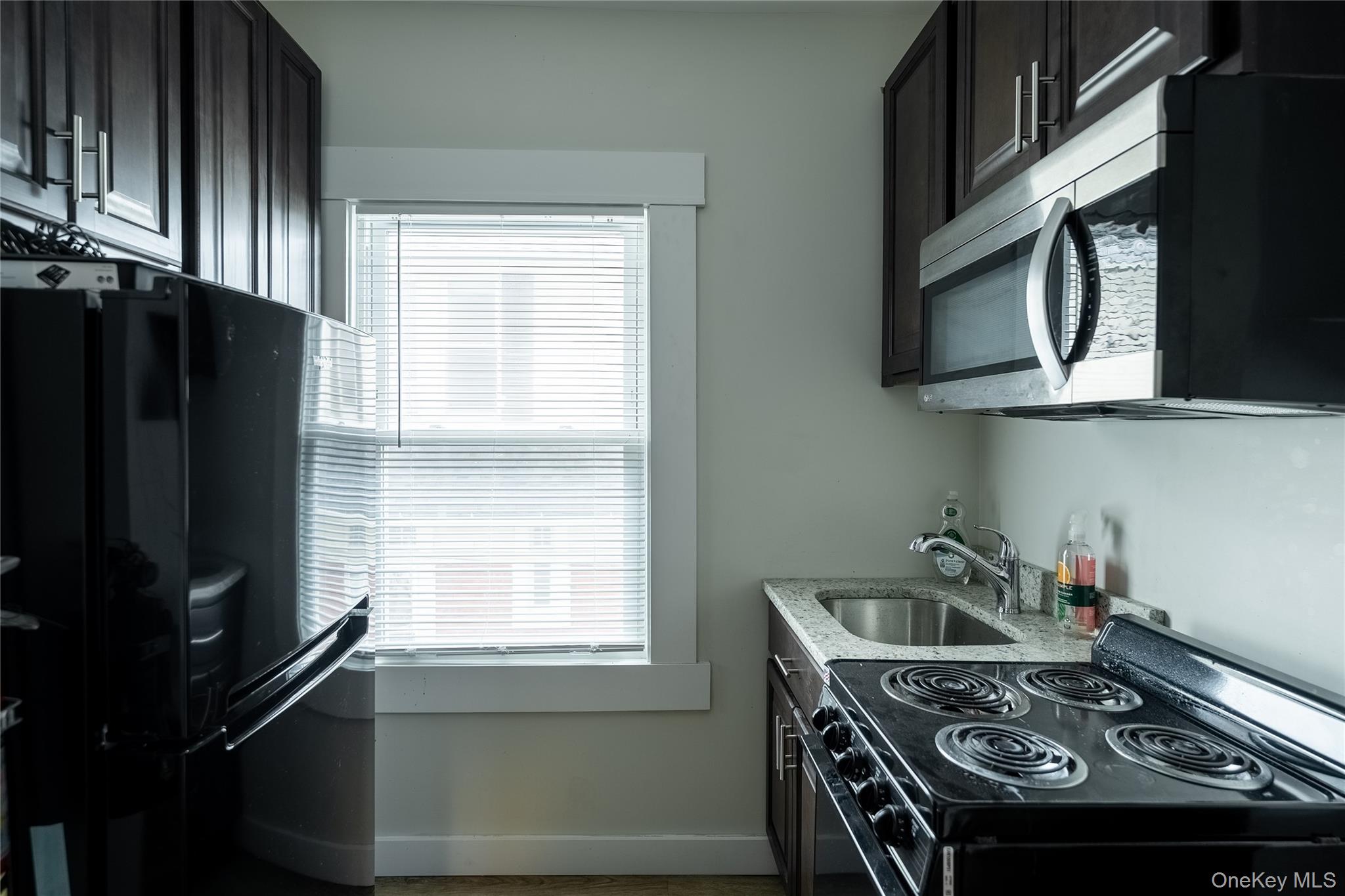 21 Main Street, Kingston, NY 12401