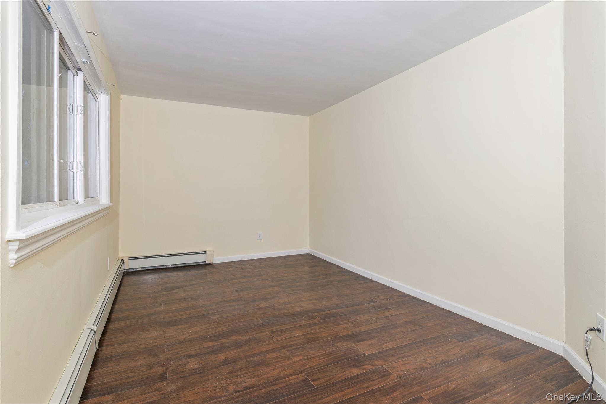 86 Stuyvesant Avenue, Mastic, NY 11950