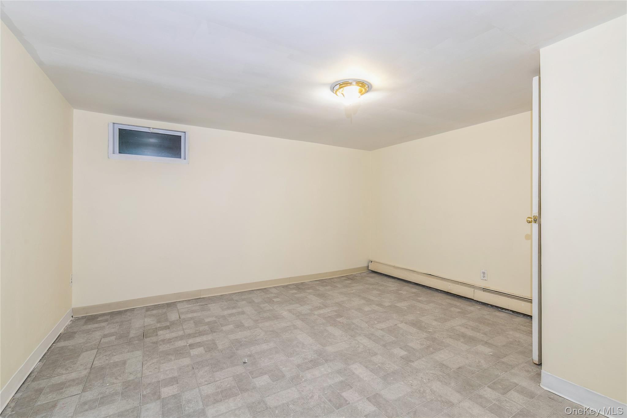 86 Stuyvesant Avenue, Mastic, NY 11950