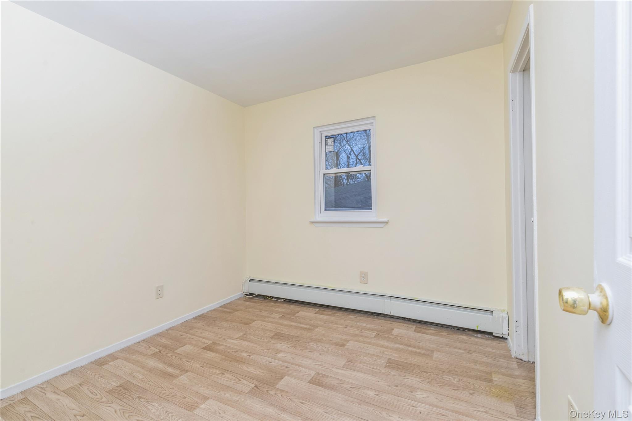 86 Stuyvesant Avenue, Mastic, NY 11950