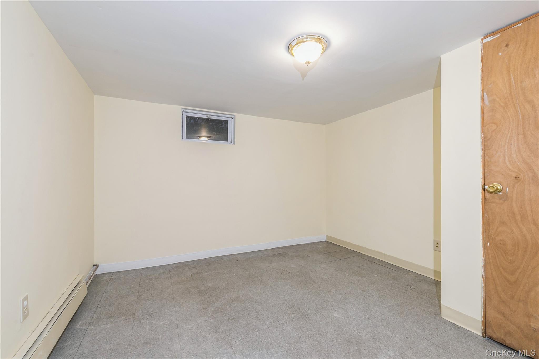 86 Stuyvesant Avenue, Mastic, NY 11950