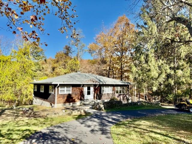 101 Woodmont Road, Hopewell Junction, NY 12533