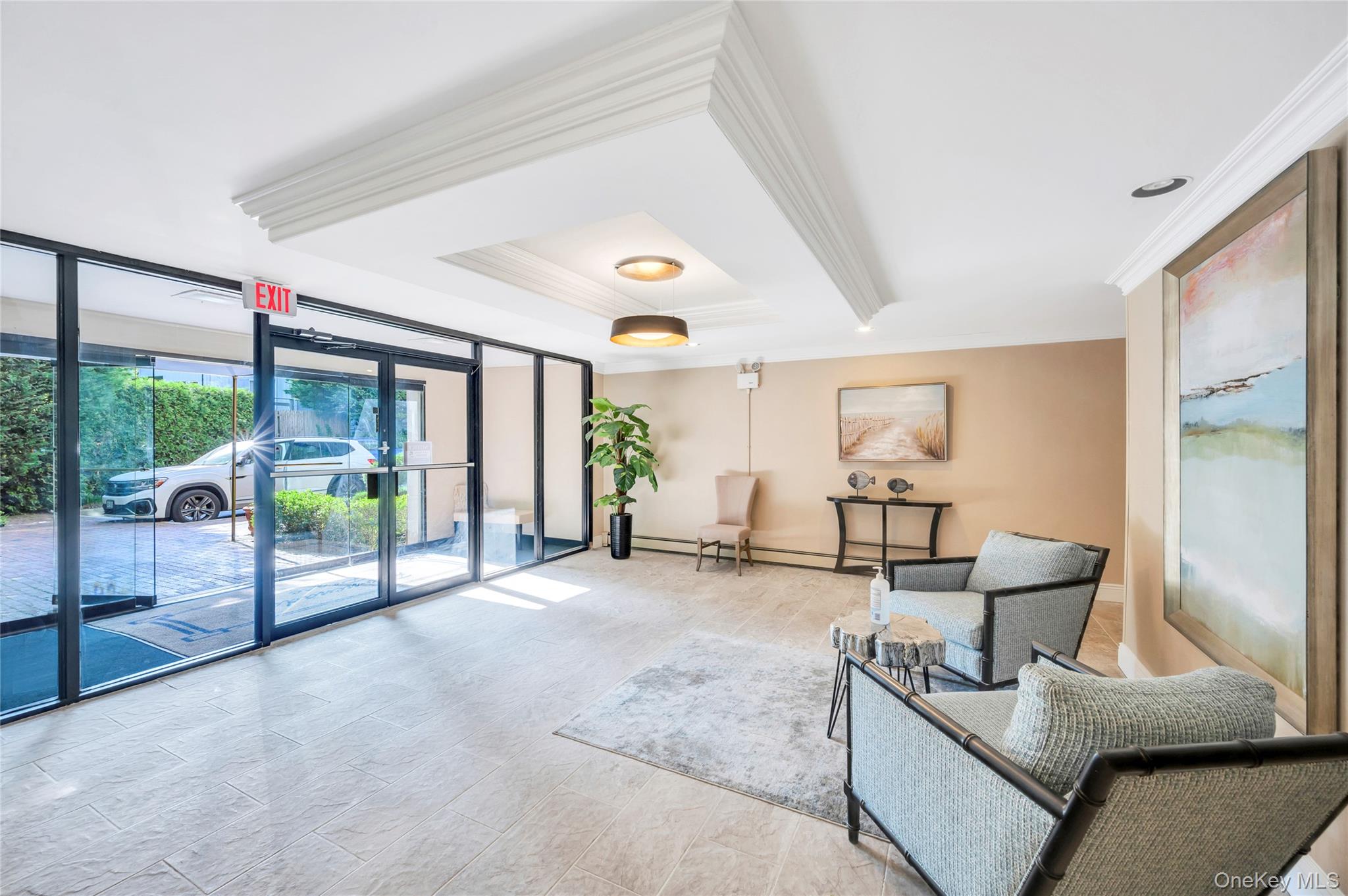 11 Wooleys Lane # 3A, Great Neck, NY 11021