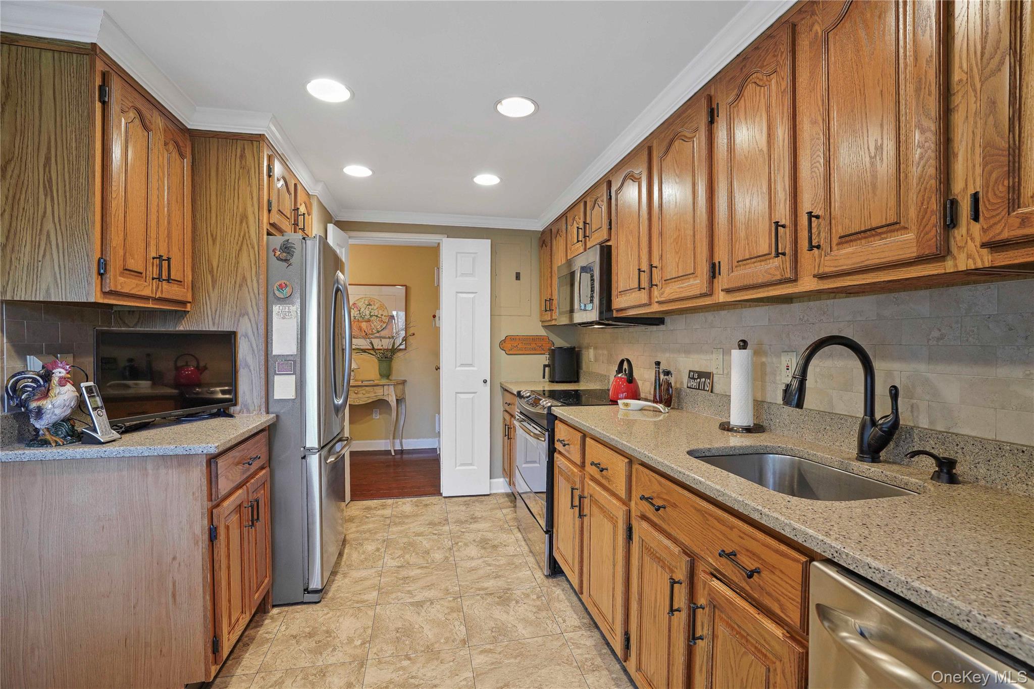 500 High Point Drive # 703, Hartsdale, NY 10530