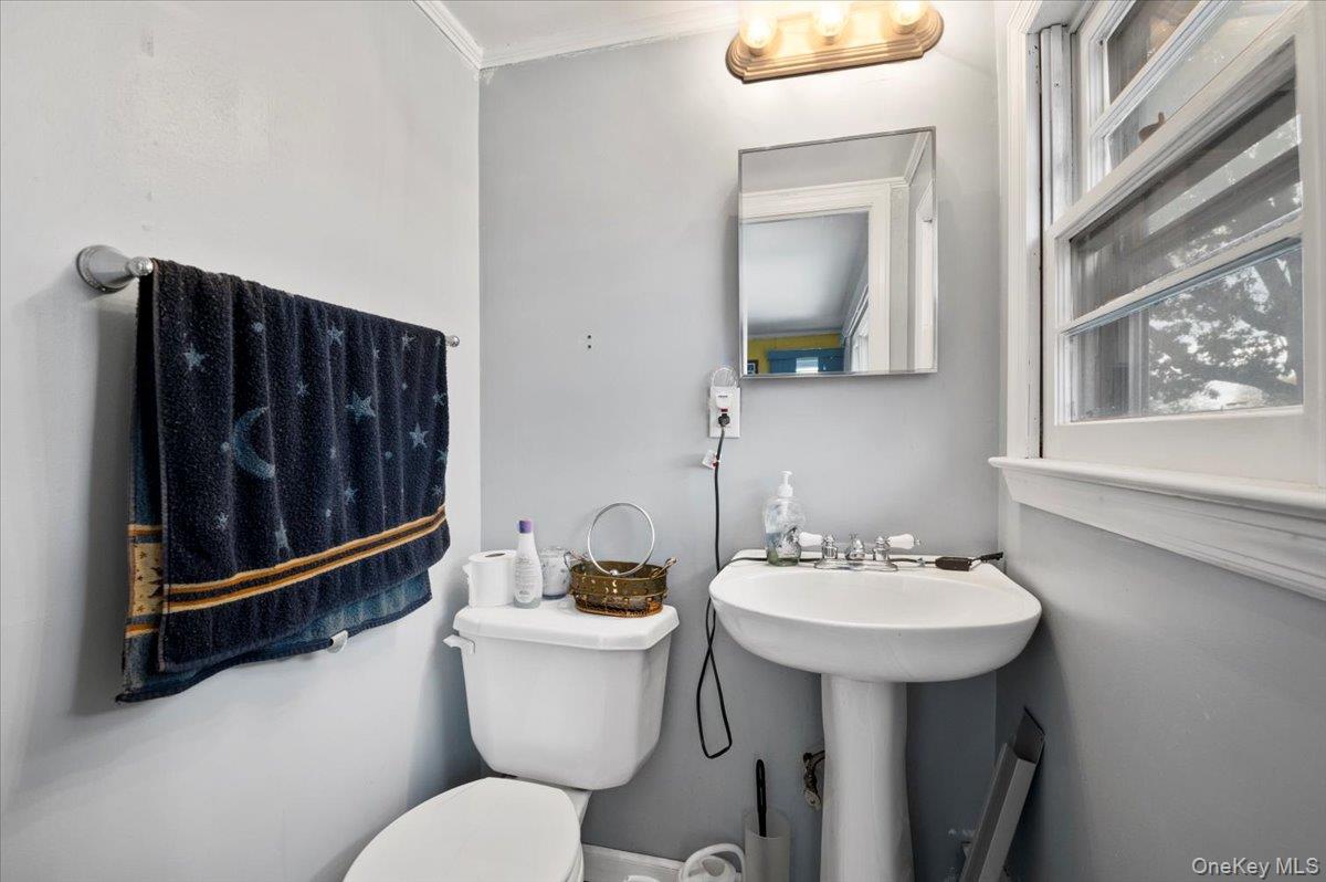 26 Bradford Lane, Bethpage, NY 11714