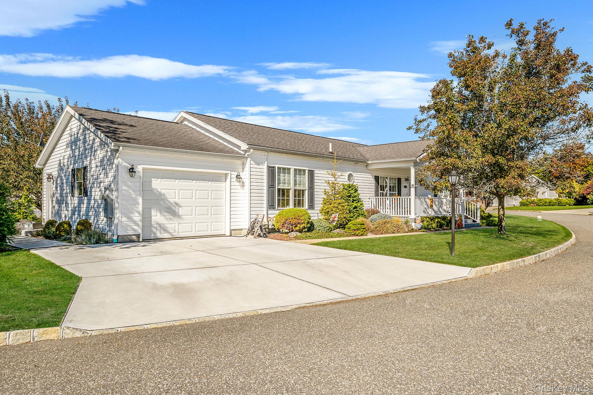 1407 Middle Road # 258, Calverton, NY 11933