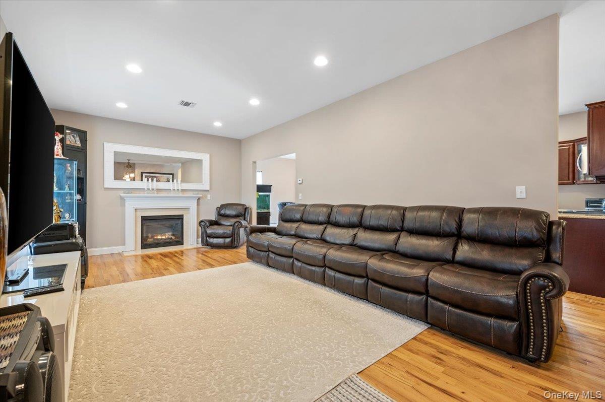 64 E Margin Road, Ridge, NY 11961