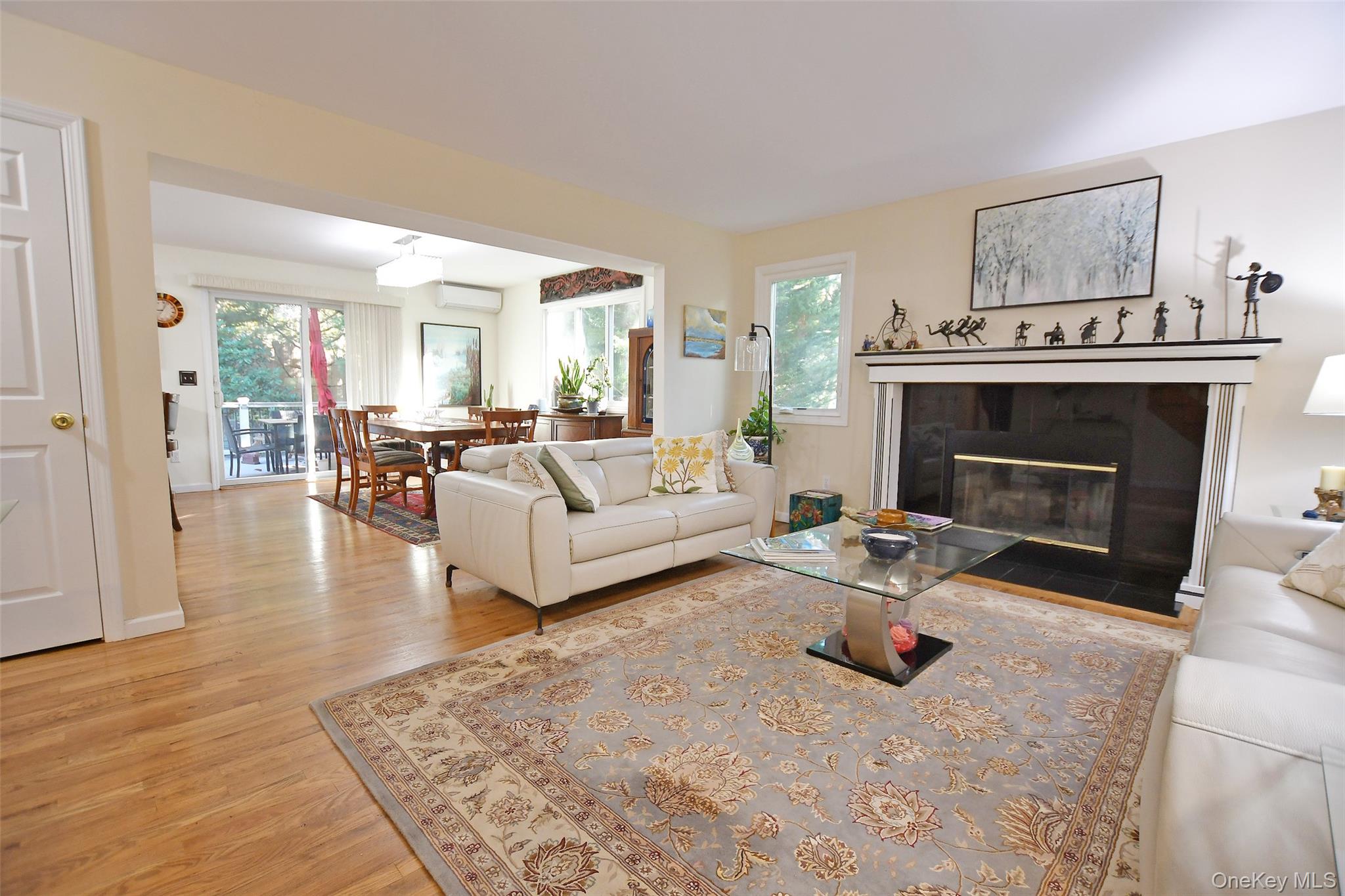 64 Glen Road, Baiting Hollow, NY 11933