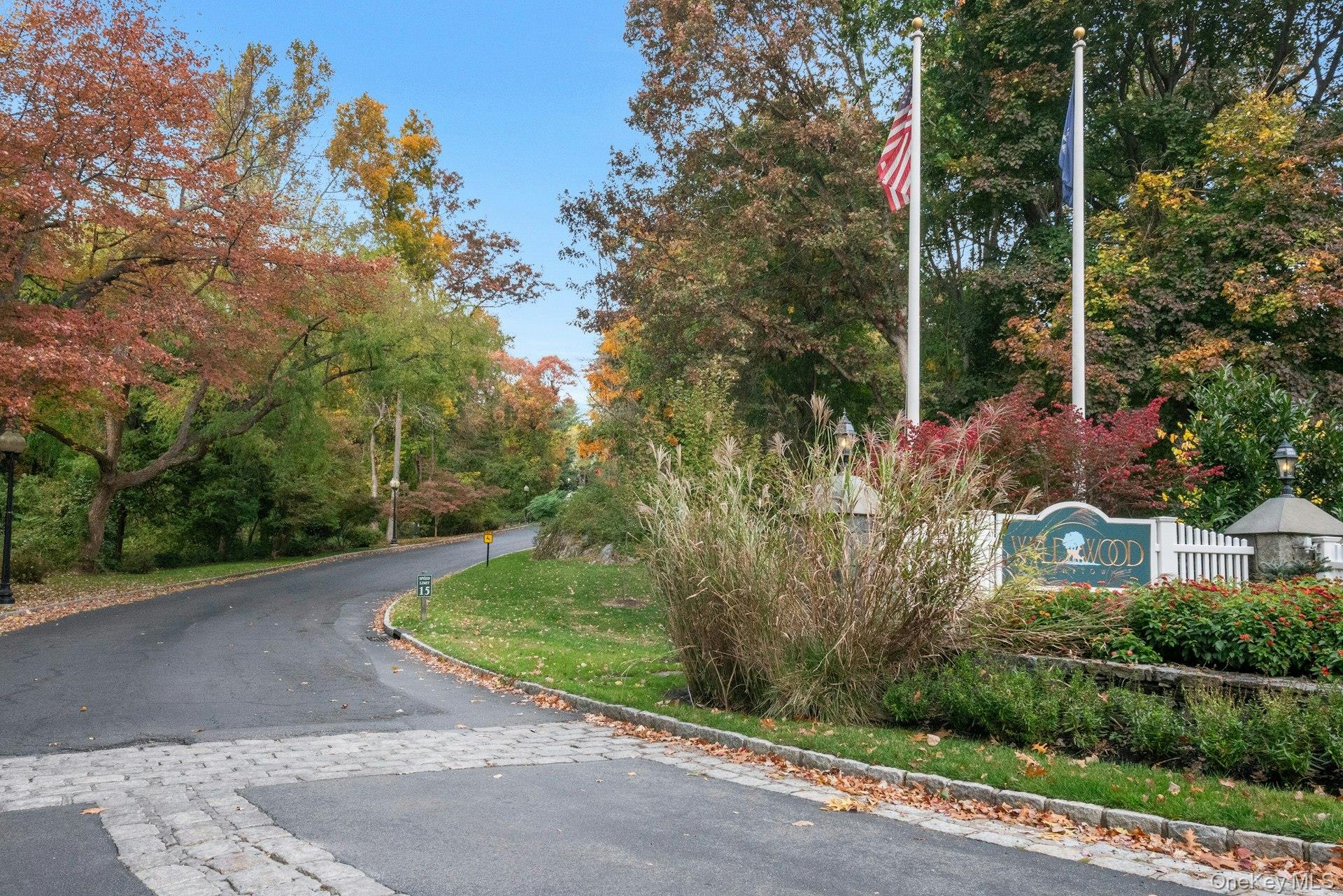 25 Glen Hill Lane, Tarrytown, NY 10591