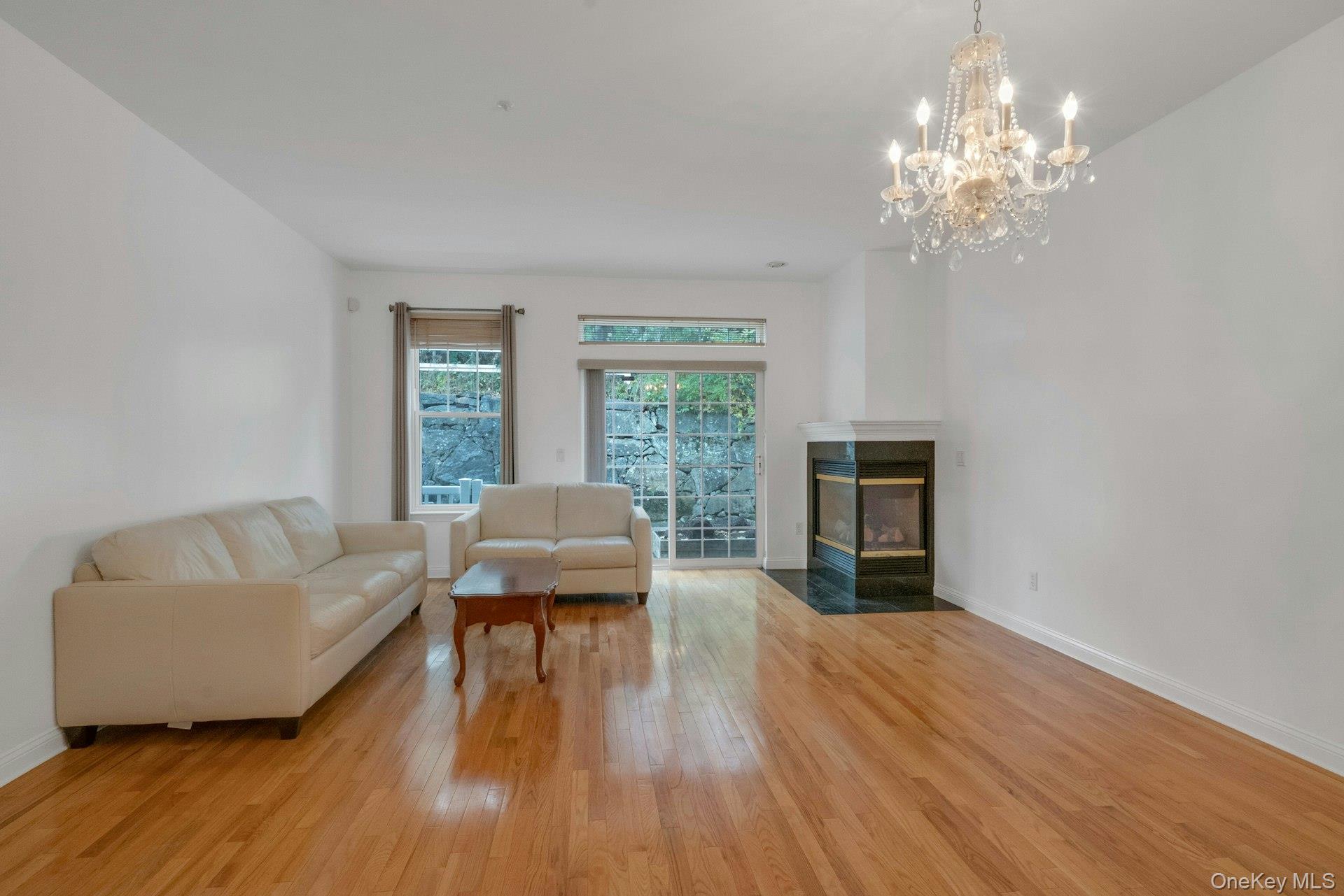 25 Glen Hill Lane, Tarrytown, NY 10591