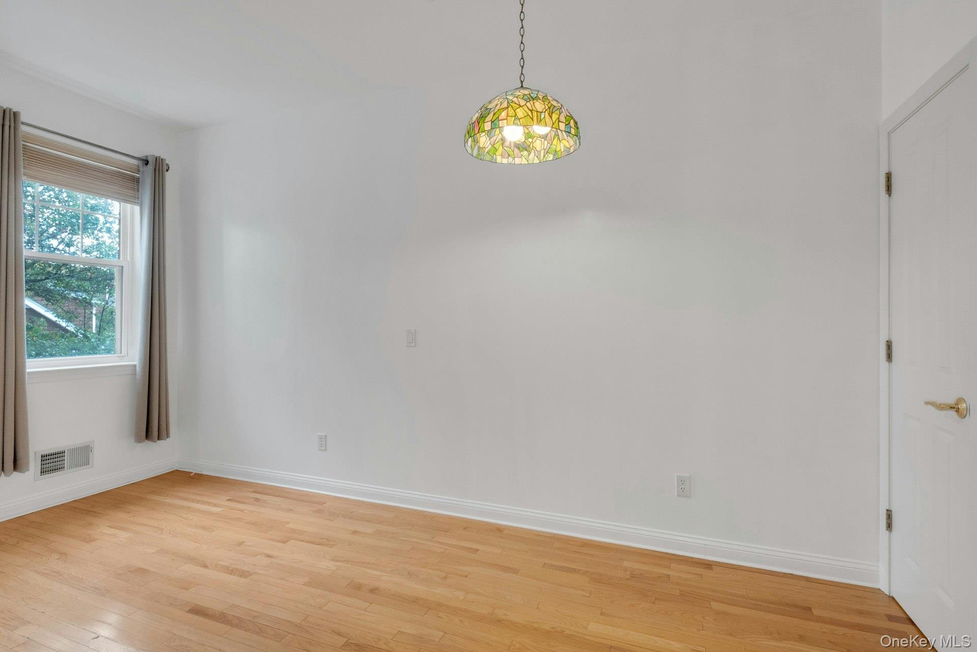 25 Glen Hill Lane, Tarrytown, NY 10591