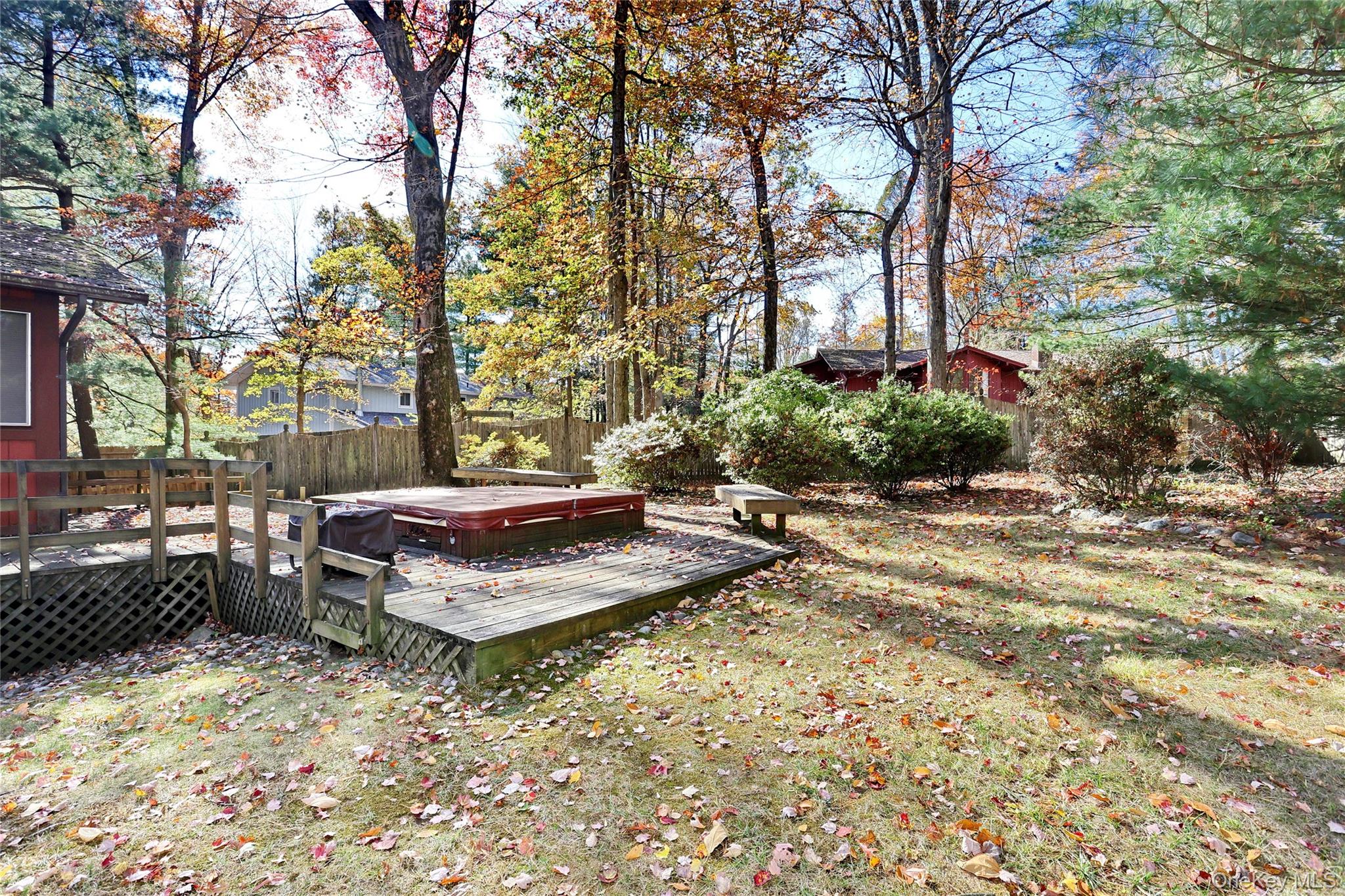 13 Lomond Avenue, Chestnut Ridge, NY 10977