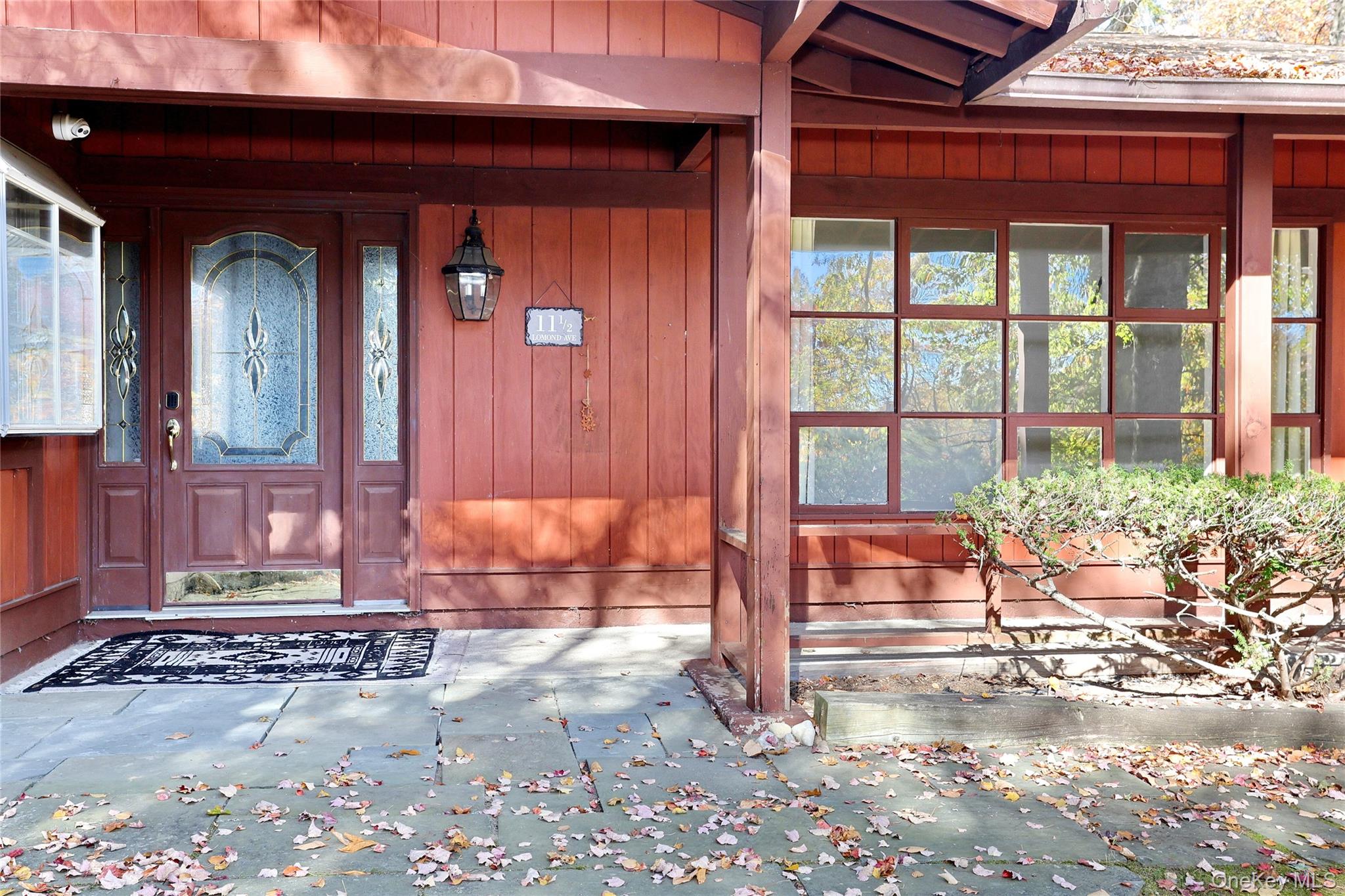 13 Lomond Avenue, Chestnut Ridge, NY 10977