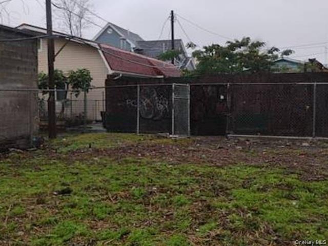 27 Brighton 4th Walk, Brooklyn, NY 11235