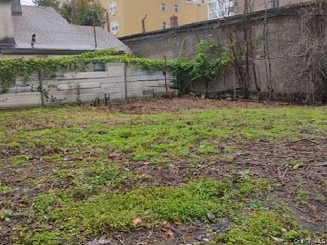 27 Brighton 4th Walk, Brooklyn, NY 11235