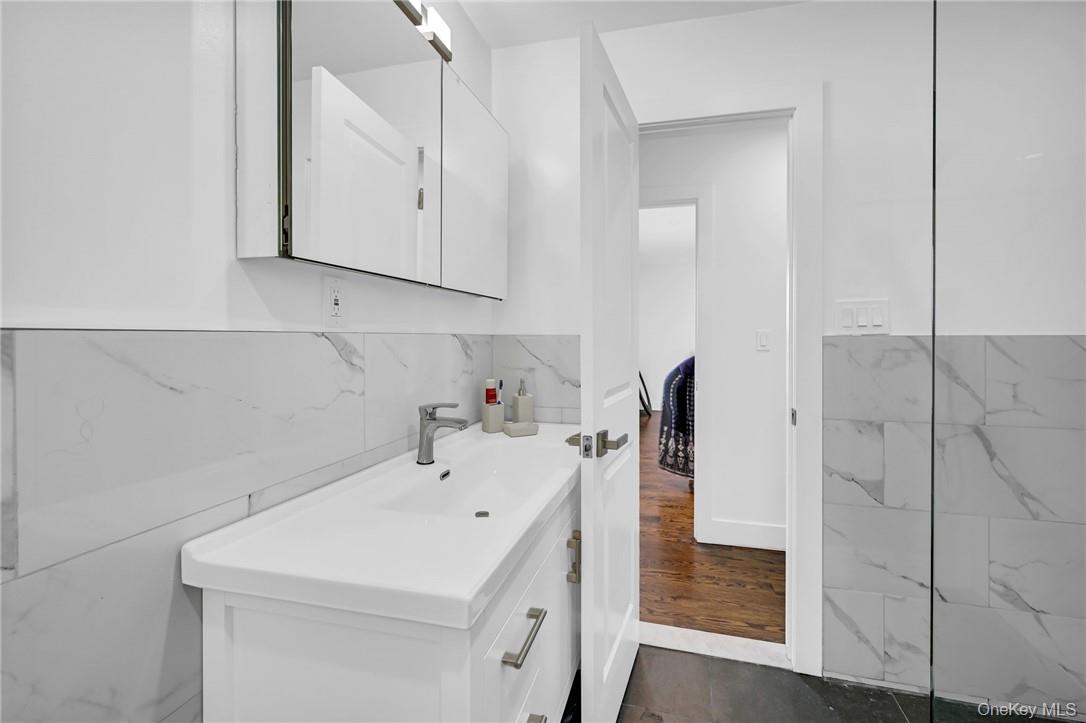 3764 Wood Street, Jefferson Valley, NY 10535