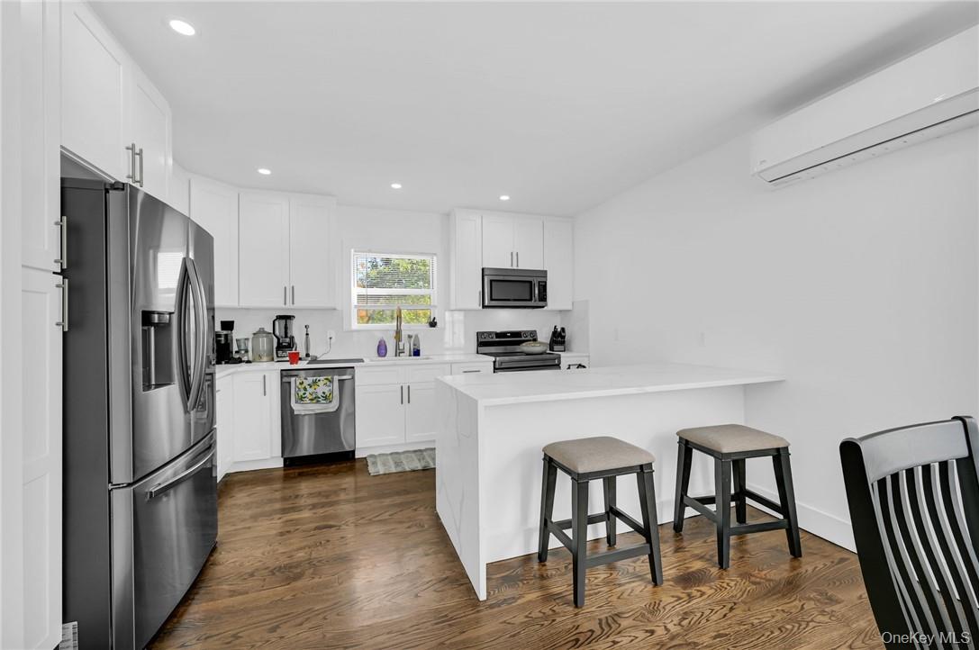 3764 Wood Street, Jefferson Valley, NY 10535