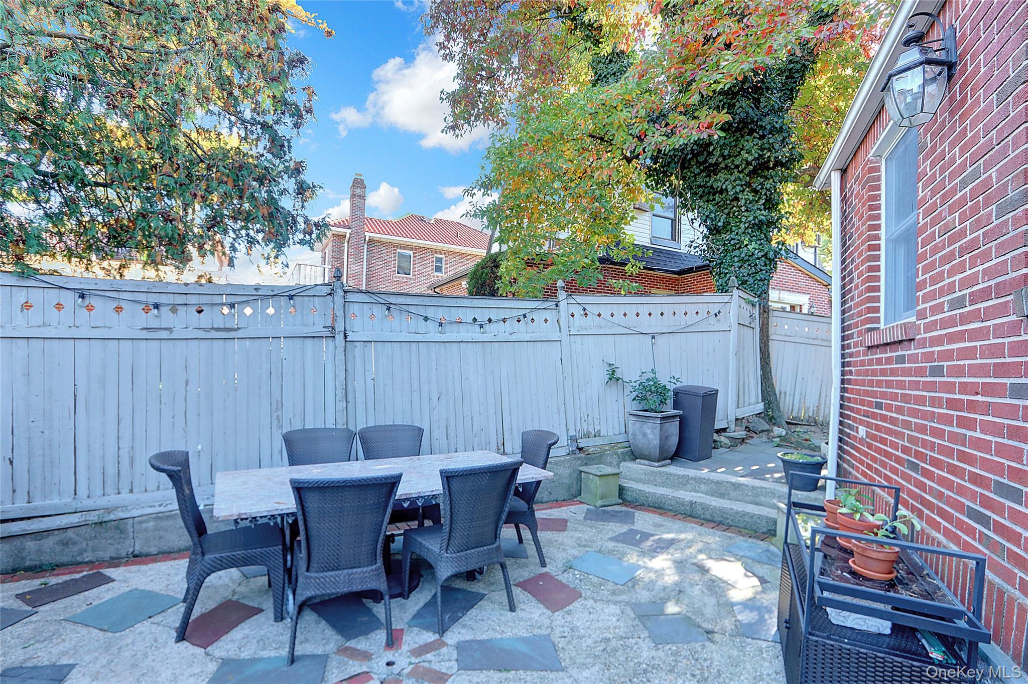 51-27 Browvale Lane, Little Neck, NY 11362