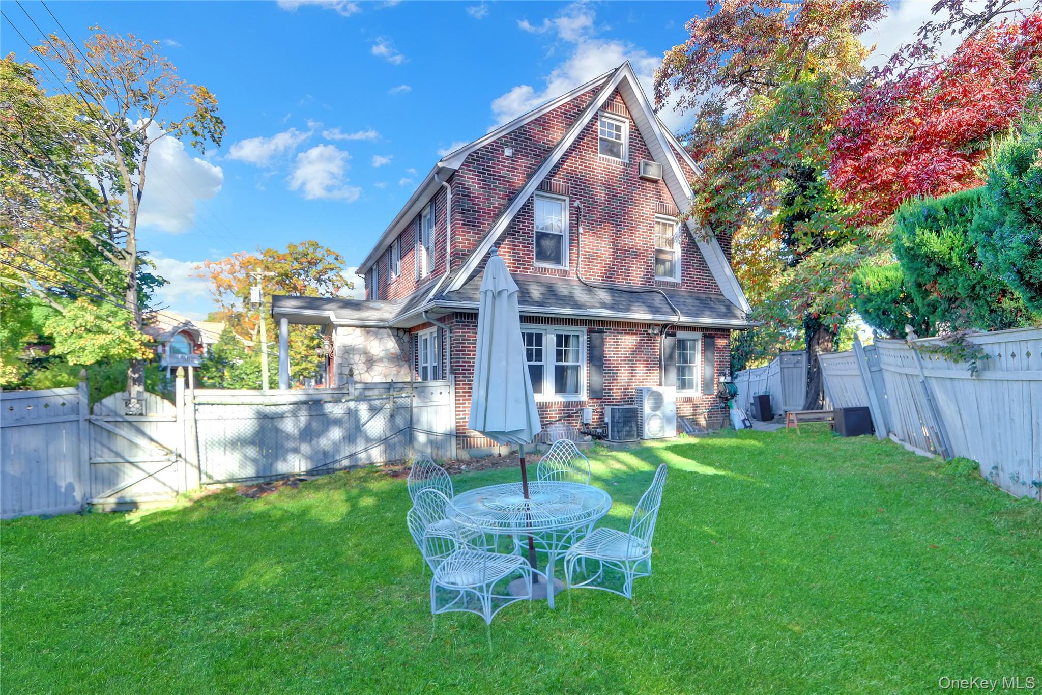 51-27 Browvale Lane, Little Neck, NY 11362