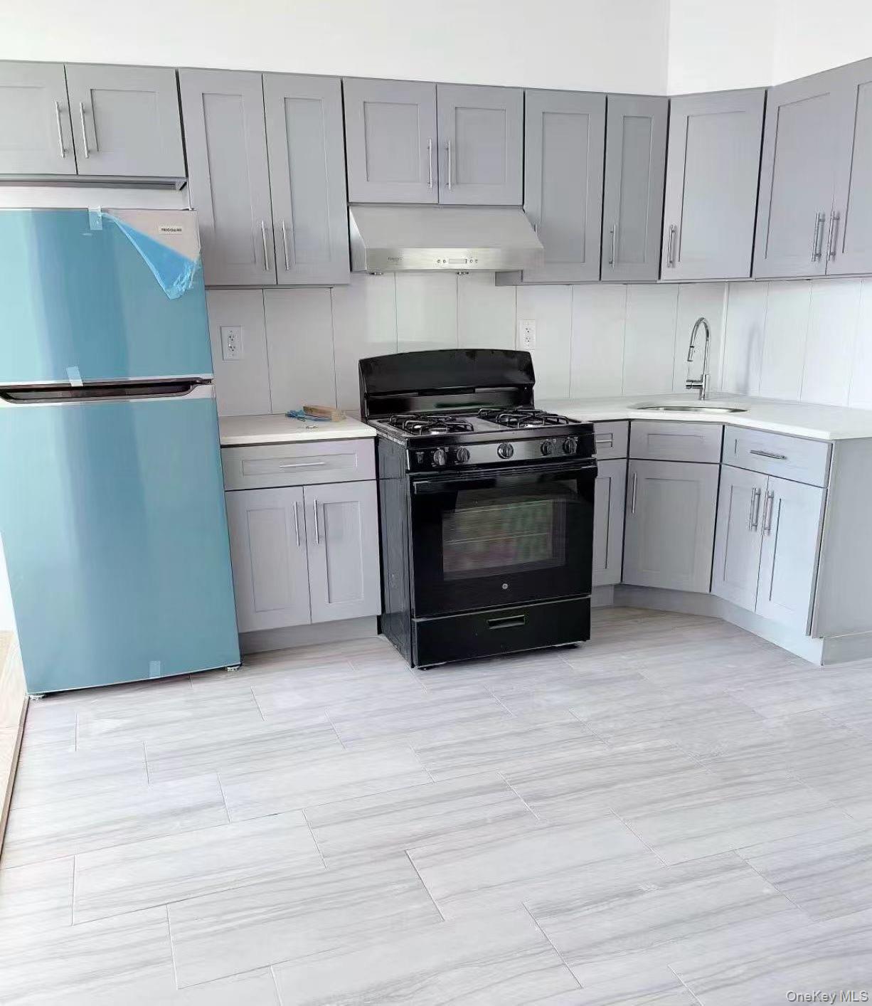 464 57 Street, Brooklyn, NY 11220