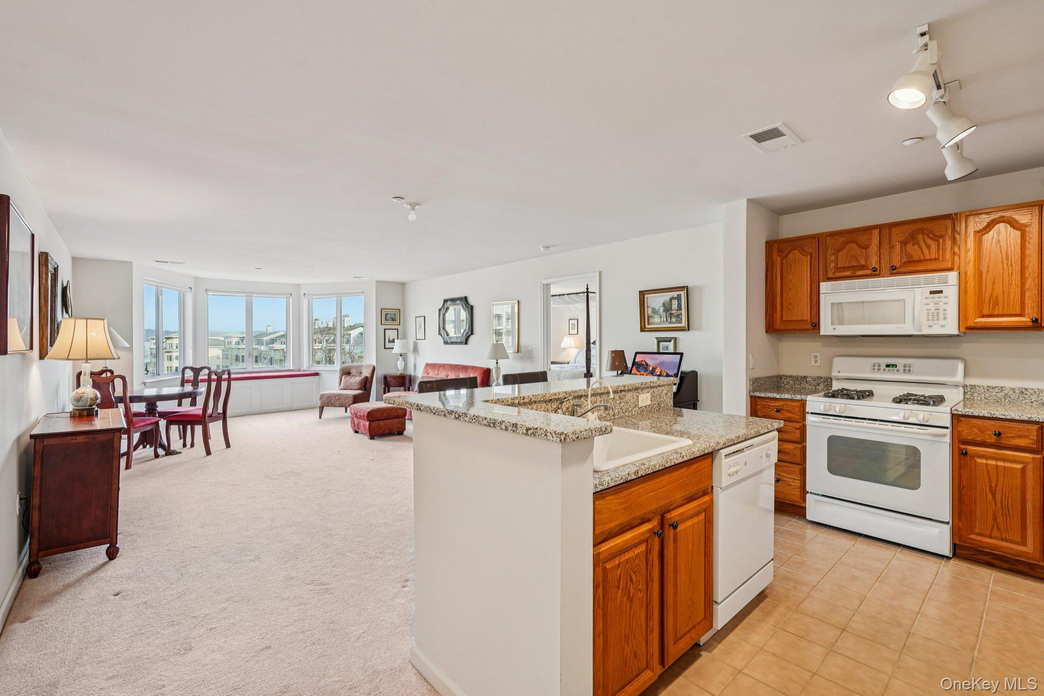 1316 Round Pointe Drive # 1316, Haverstraw, NY 10927