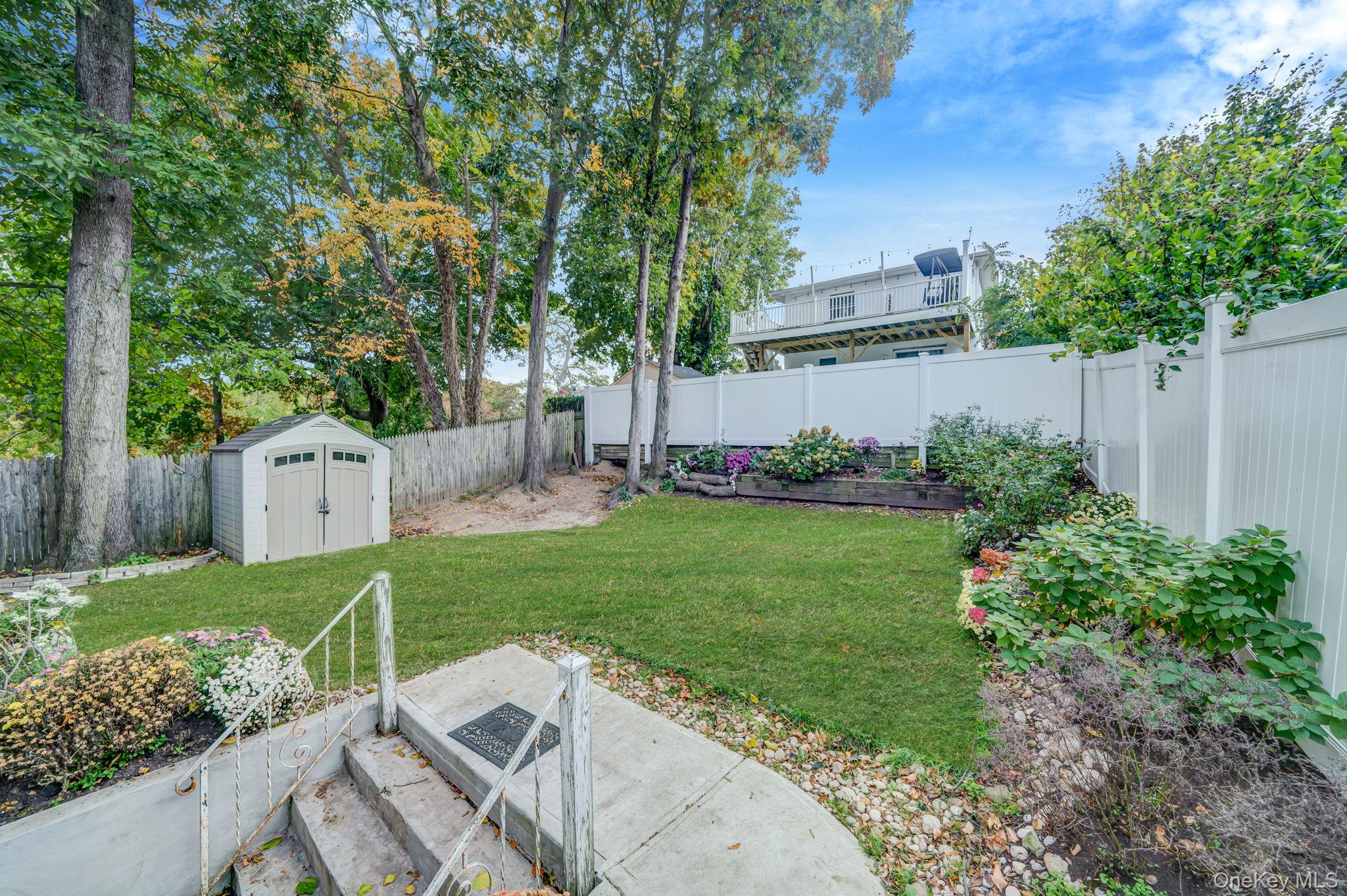 16 Birch Drive, Ronkonkoma, NY 11779