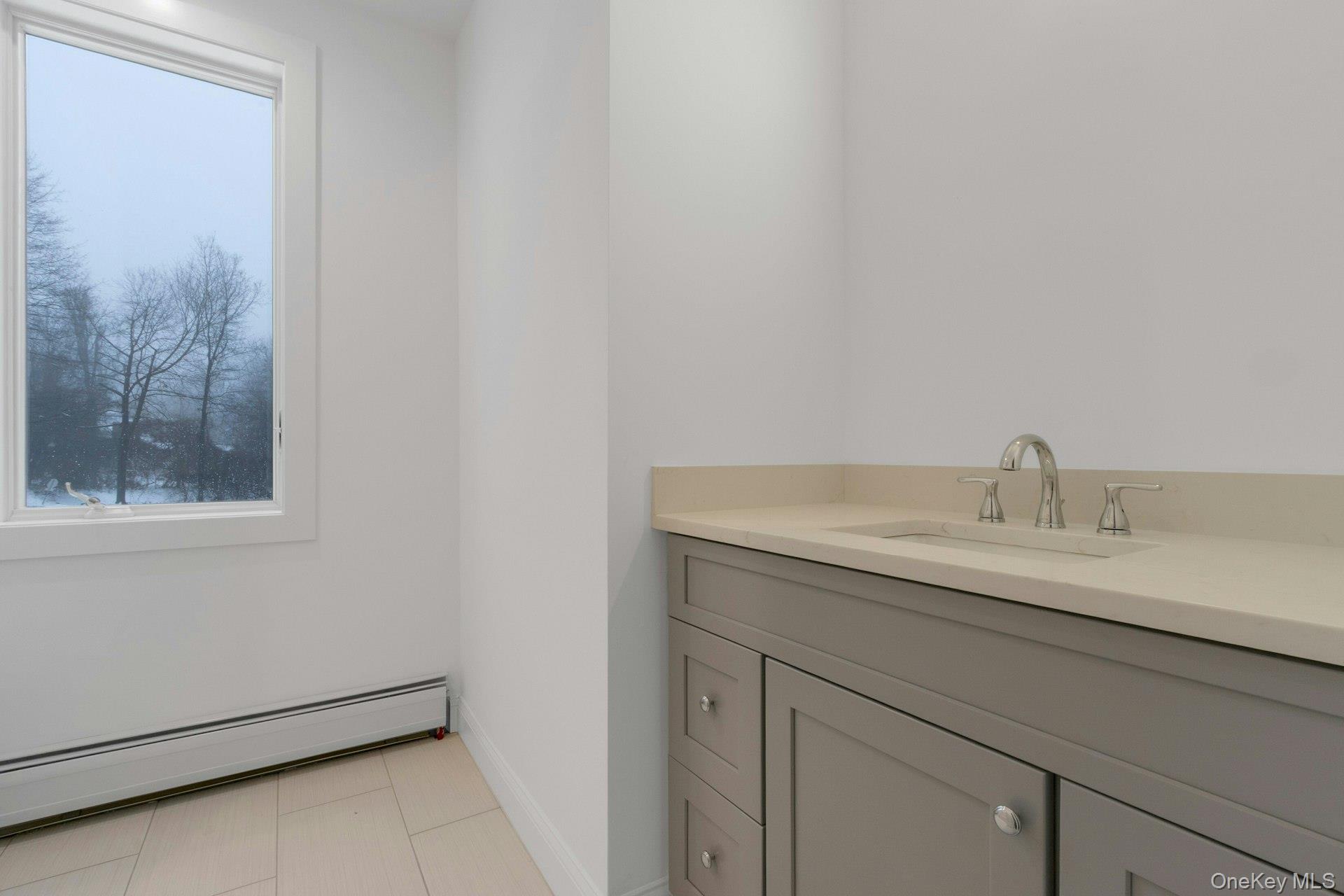 570 Kings Highway, Valley Cottage, NY 10989