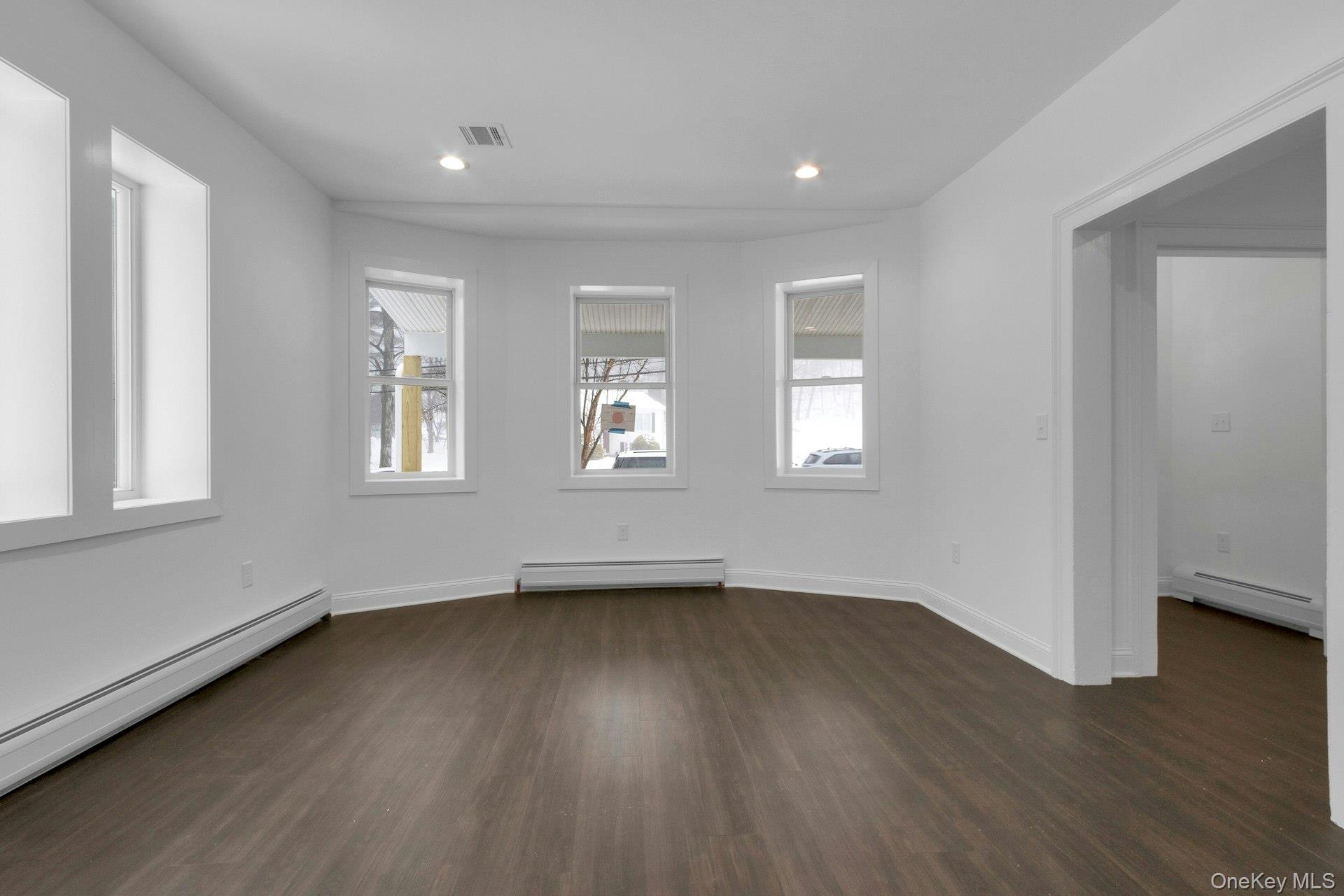 570 Kings Highway, Valley Cottage, NY 10989