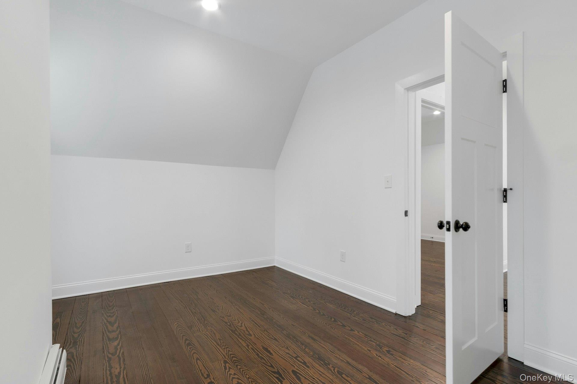 570 Kings Highway, Valley Cottage, NY 10989