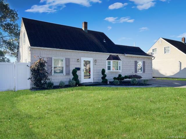 62 Old Farm Road, Levittown, NY 11756