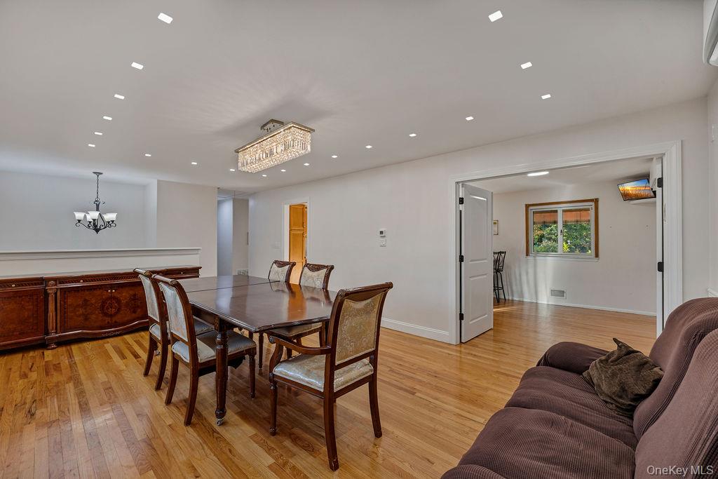 1 W Burda Place, New City, NY 10956