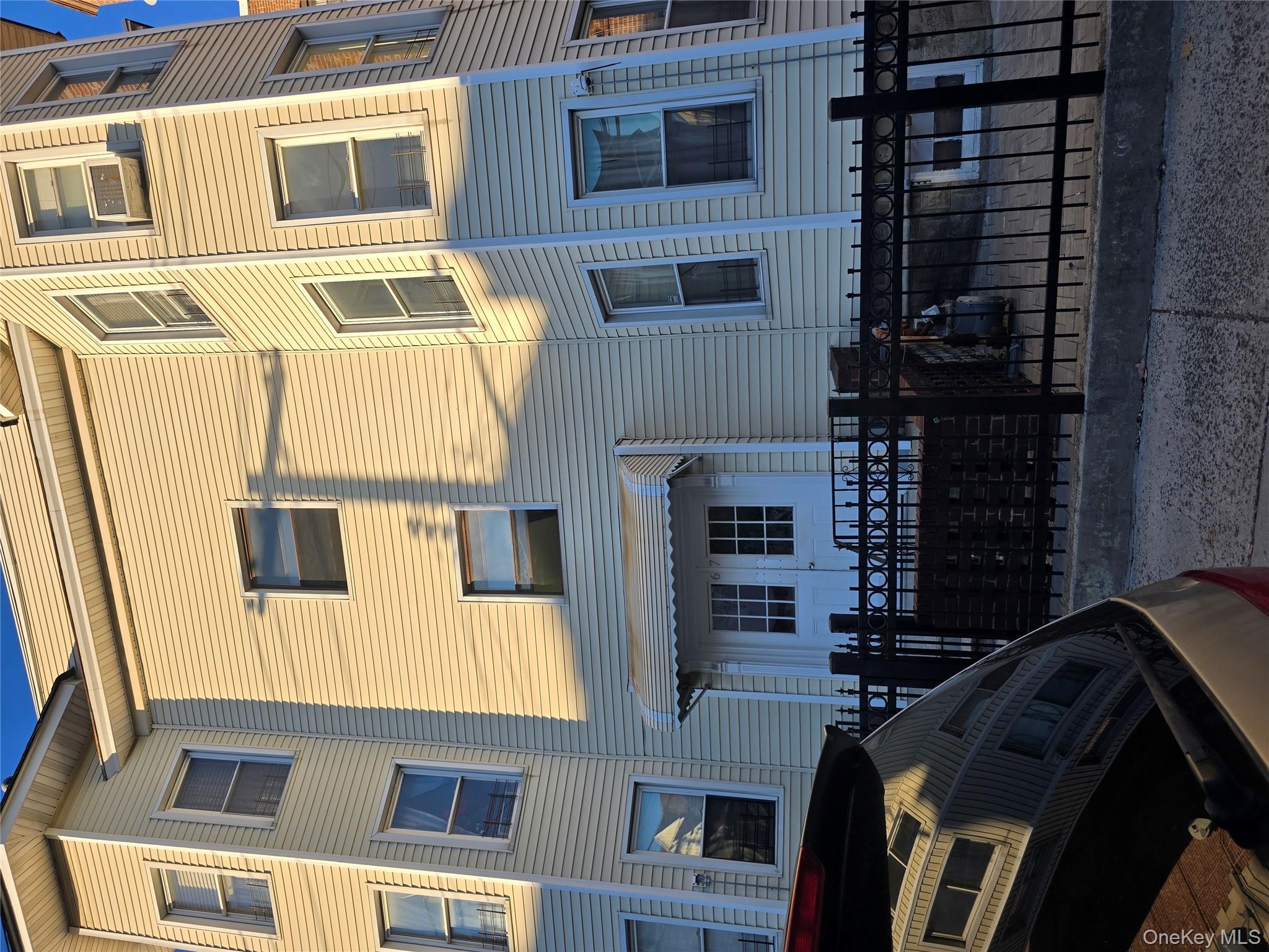 67 Radford Street # 2E, Yonkers, NY 10705