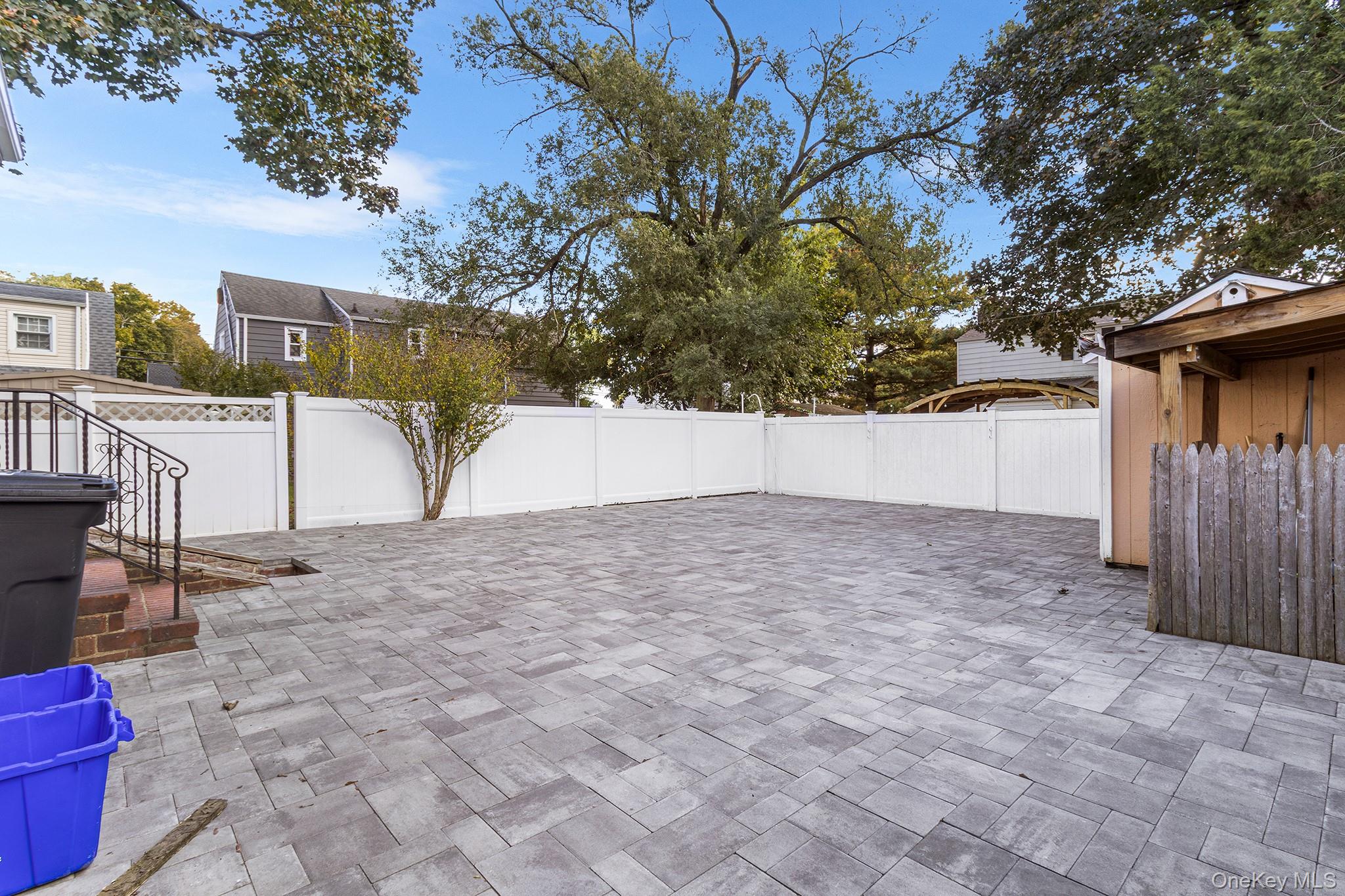 800 Wesley Street, North Baldwin, NY 11510