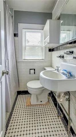 32 Carman Street, Patchogue, NY 11772