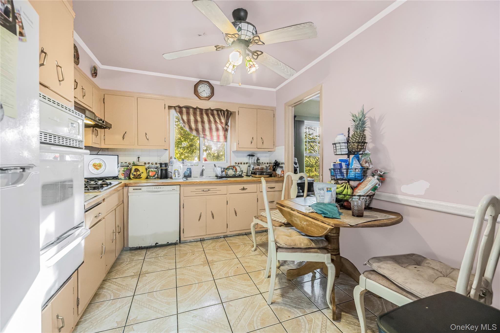 15 Wayne Way, White Plains, NY 10607