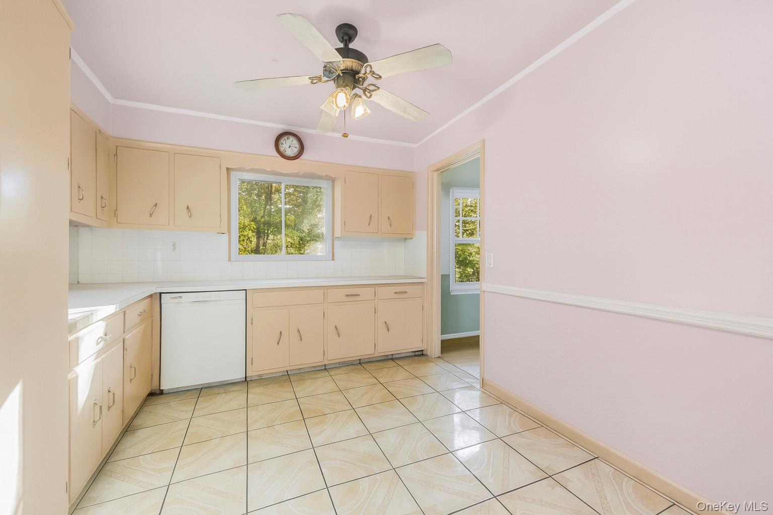 15 Wayne Way, White Plains, NY 10607