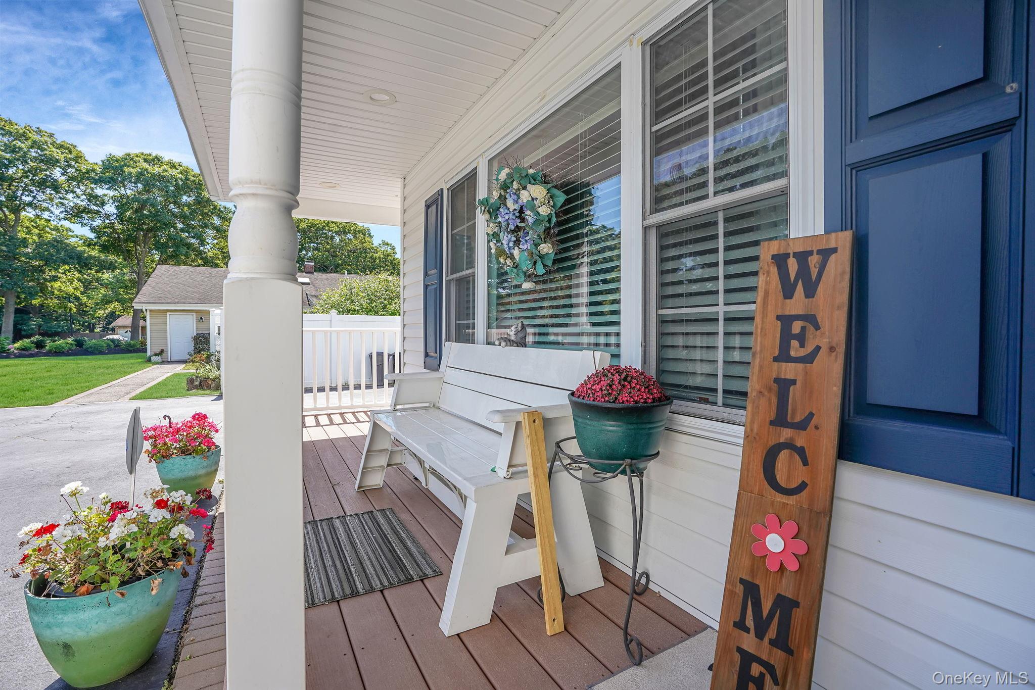 18 Concord Drive, Holtsville, NY 11742