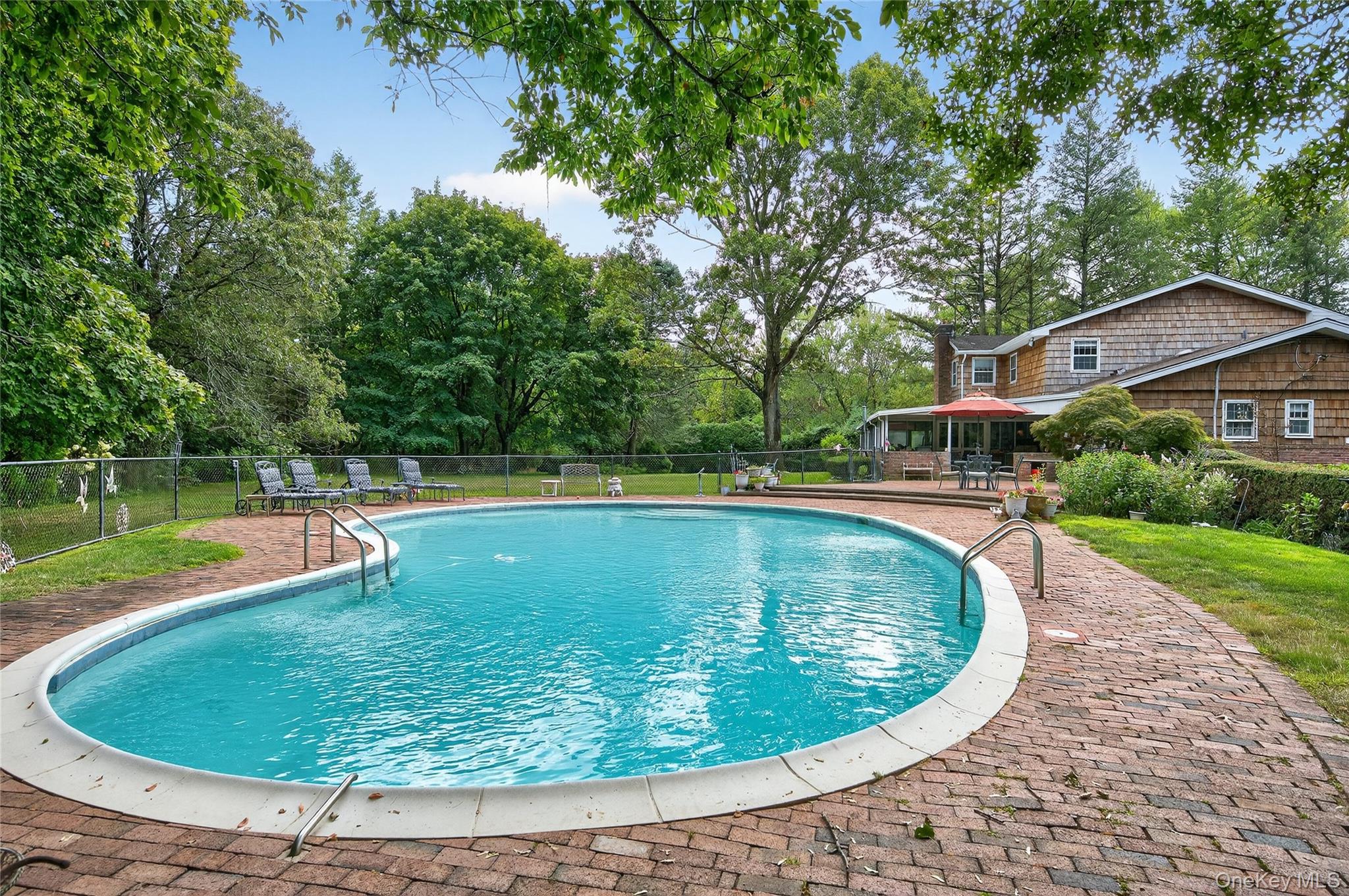 300 Circle Road, Muttontown, NY 11791