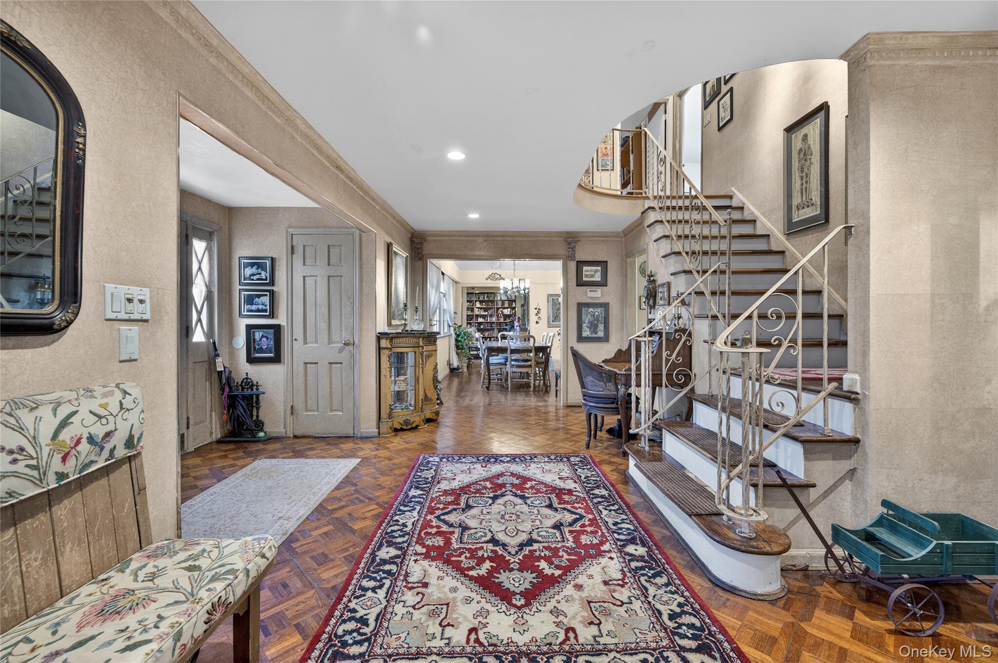 300 Circle Road, Muttontown, NY 11791