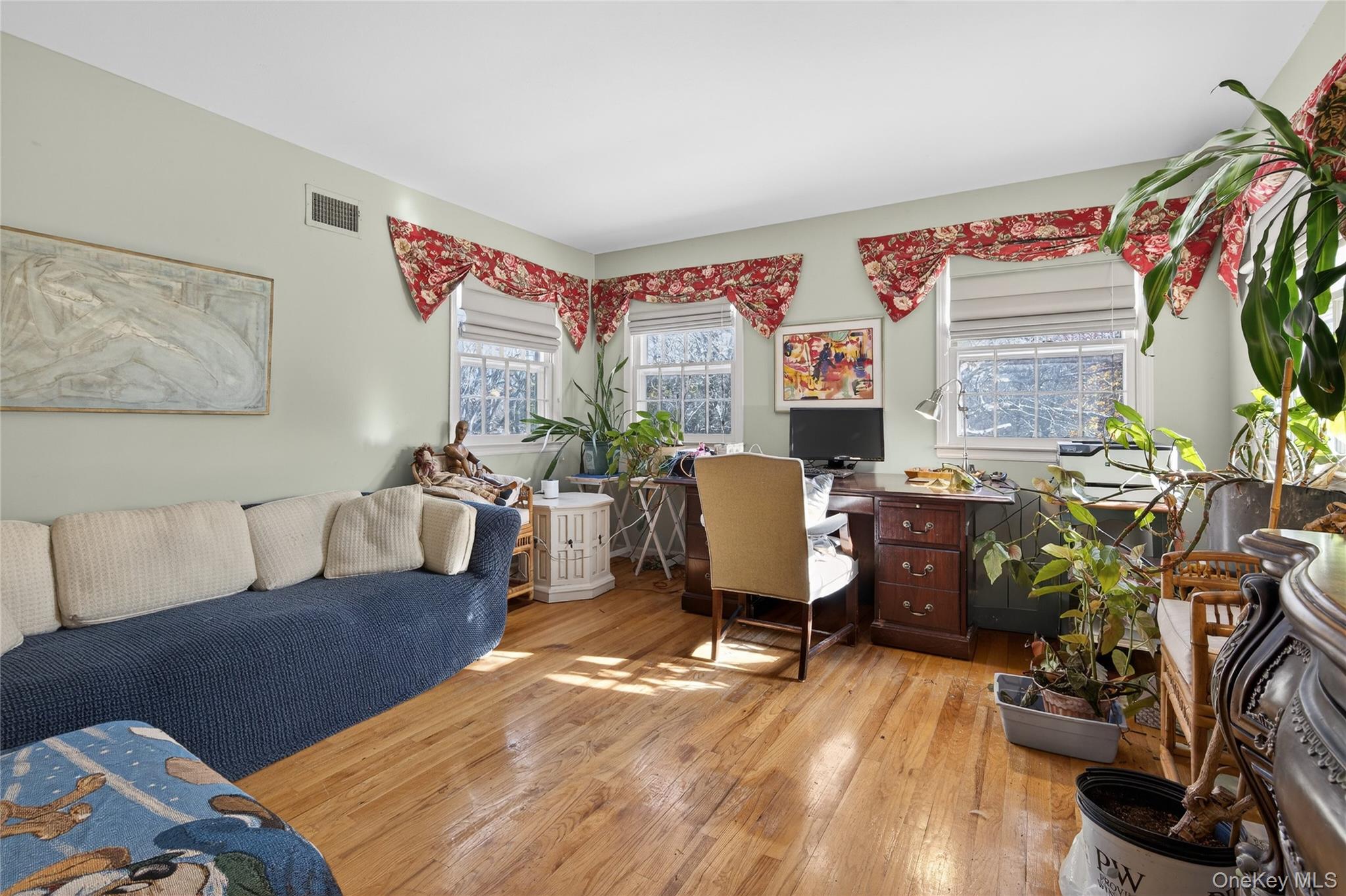 300 Circle Road, Muttontown, NY 11791