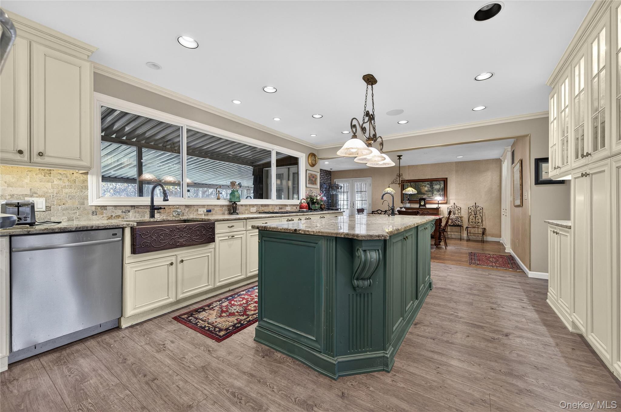 300 Circle Road, Muttontown, NY 11791