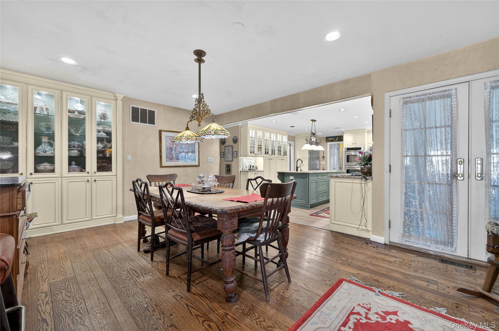 300 Circle Road, Muttontown, NY 11791